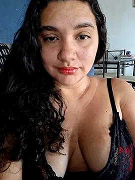Snapshot of blerstefan1 chatting on 03-16-25, 12:55 blerstefan1 online show from 03-16-25, 12:55