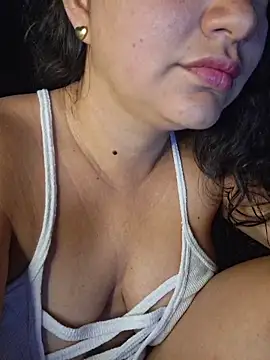 Snapshot of blerstefan1 chatting on 03-01-26, 08:03 blerstefan1 online show from 03-01-26, 08:03