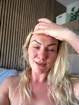 NastyMilf  online show from 03-31-26, 08:27