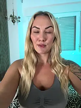 NastyMilf  online show from 12-19-25, 09:33