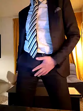 Snapshot of Justforoneday chatting on 02-05-25, 09:29 Justforoneday online show from 02-05-25, 09:29