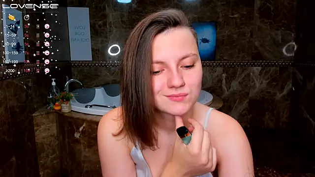 MelindaTin online show from 11-23-25, 12:42