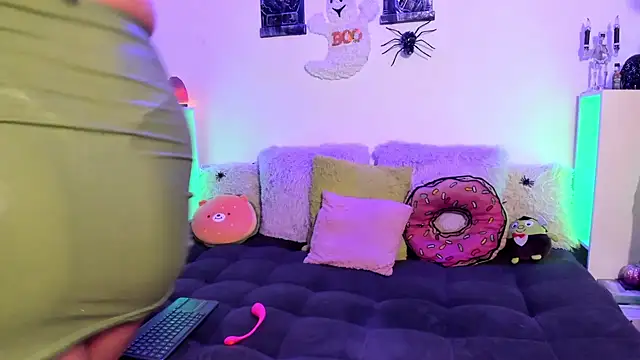 LillyCandy online show from 11-01-25, 05:18