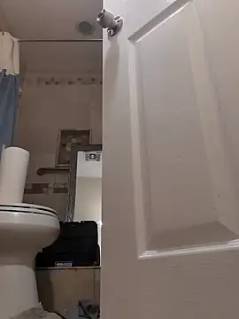 Snapshot of bobby69cock chatting on 01-15-26, 08:29 bobby69cock online show from 01-15-26, 08:29