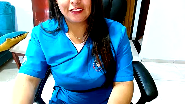 Ixchel Anaid online show from 11-18-25, 05:05