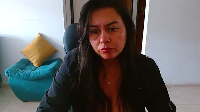 Ixchel Anaid online show from 03-28-26, 05:47