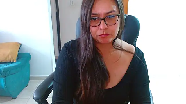 Ixchel Anaid online show from 03-18-26, 07:59