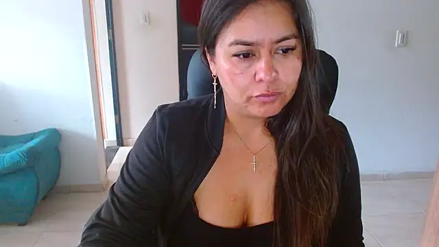 Ixchel Anaid online show from 04-10-26, 12:23