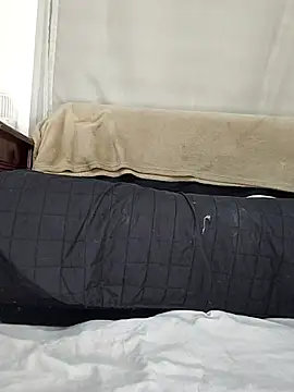 estrella tasty online show from 10-24-25, 01:15