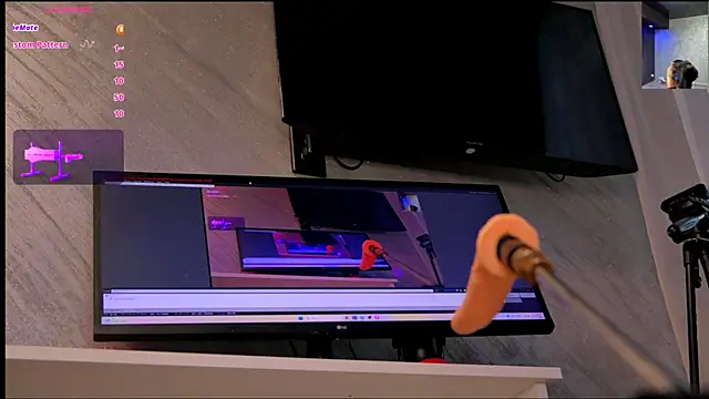 im-your-lovee online show from 11-17-25, 07:01