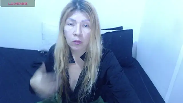 Dulce-Bella online show from 03-06-26, 03:40