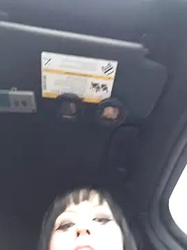 EVILYN online show from 12-17-25, 06:35