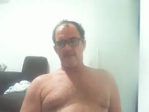 Snapshot of ConradinhoBR50 chatting on 05-13-26, 05:36 ConradinhoBR50 online show from 05-13-26, 05:36