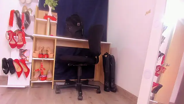 MIss Kendall  online show from 11-16-25, 01:54