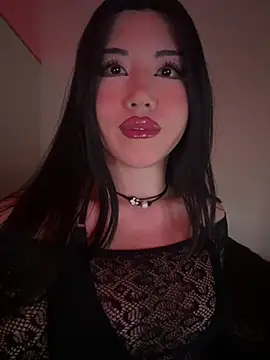 Amanita Bloom online show from 01-10-26, 06:09