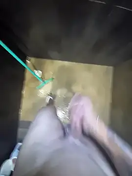 lucas souza21 online show from 03-05-25, 08:21