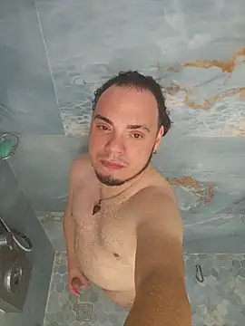 latinoflpr online show from 02-10-26, 03:05