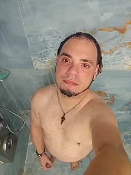 latinoflpr online show from 02-18-26, 03:26