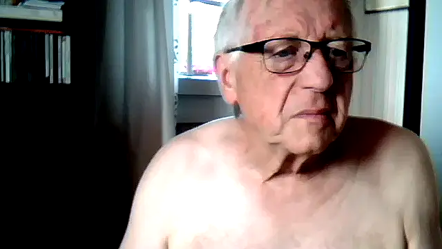 johnjohn622662 online show from 07-05-26, 08:10
