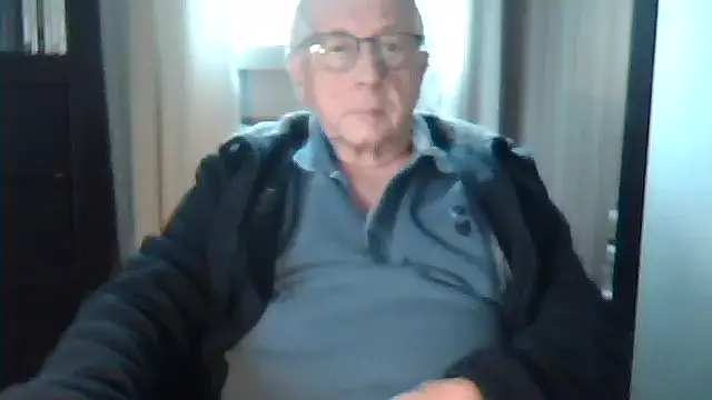 johnjohn622662 online show from 01-12-26, 03:08