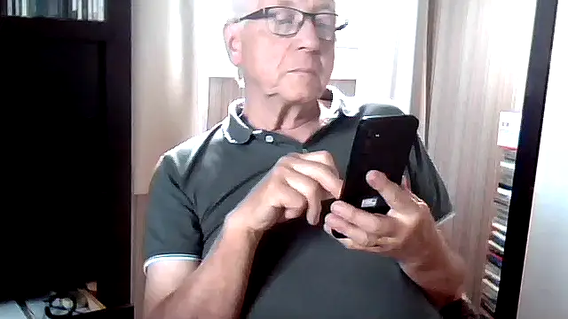 johnjohn622662 online show from 06-15-26, 01:55