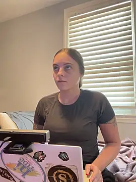 jaseyrae online show from 09-11-25, 04:51