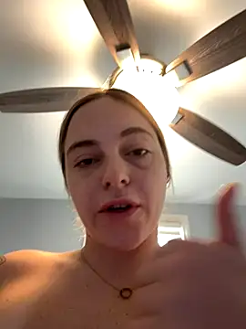 jaseyrae online show from 10-26-25, 02:06