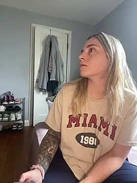 Snapshot of jaseyrae chatting on 07-19-26, 03:53 jaseyrae online show from 07-19-26, 03:53
