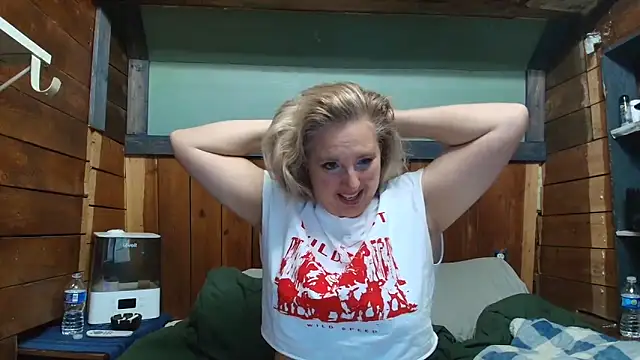 lisaxlovexxx online show from 02-16-26, 04:38