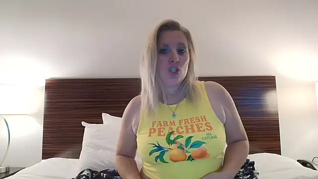 lisaxlovexxx online show from 03-12-26, 02:17