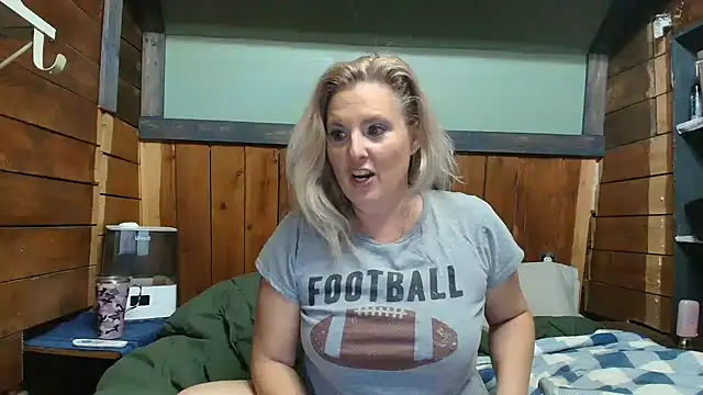 lisaxlovexxx online show from 02-09-26, 01:36