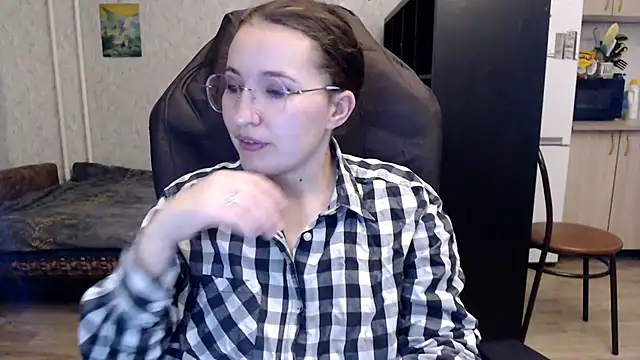 AnKey Rayah online show from 10-22-25, 04:06