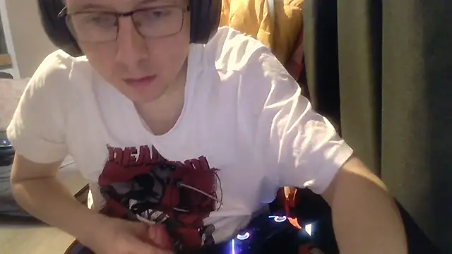 David250692 online show from 03-10-26, 11:03