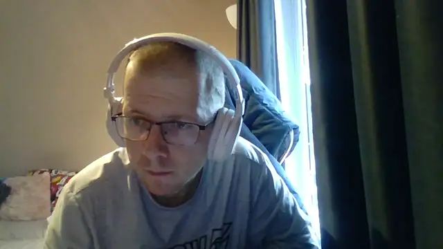 David250692 online show from 03-27-26, 08:48