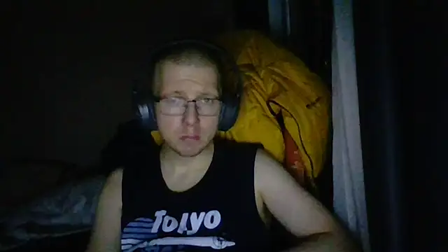 Snapshot of David250692 chatting on 05-14-26, 12:02 David250692 online show from 05-14-26, 12:02