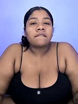 Snapshot of paola091 chatting on 04-20-26, 02:25 paola091 online show from 04-20-26, 02:25