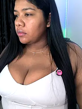 Snapshot of paola091 chatting on 02-06-26, 12:06 paola091 online show from 02-06-26, 12:06