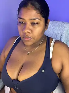 Snapshot of paola091 chatting on 06-11-26, 01:16 paola091 online show from 06-11-26, 01:16