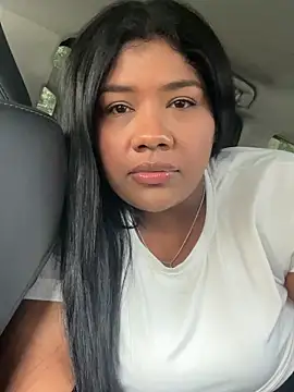 Snapshot of paola091 chatting on 02-14-26, 12:38 paola091 online show from 02-14-26, 12:38