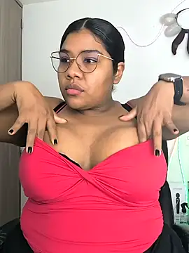 paola091 online show from 10-18-25, 12:01