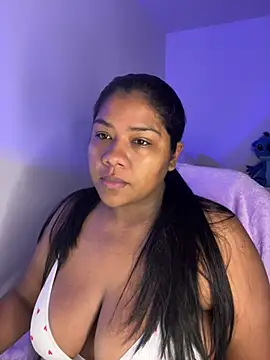 paola091 online show from 06-18-26, 11:37