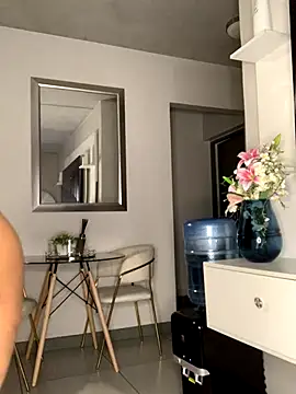 CurvyDesire1 online show from 12-23-25, 04:56