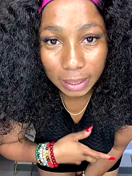 CurvyDesire1 online show from 12-04-25, 10:47