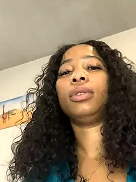 Snapshot of CurvyDesire1 chatting on 09-14-25, 05:30 CurvyDesire1 online show from 09-14-25, 05:30