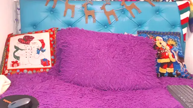 SARAWILLS online show from 12-17-25, 02:33