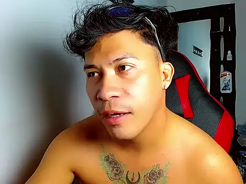 boyhot23x online show from 04-23-26, 05:36