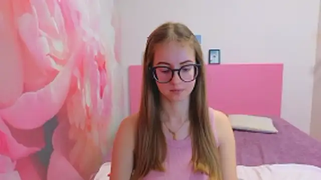 AliceAdams online show from 01-12-26, 07:37