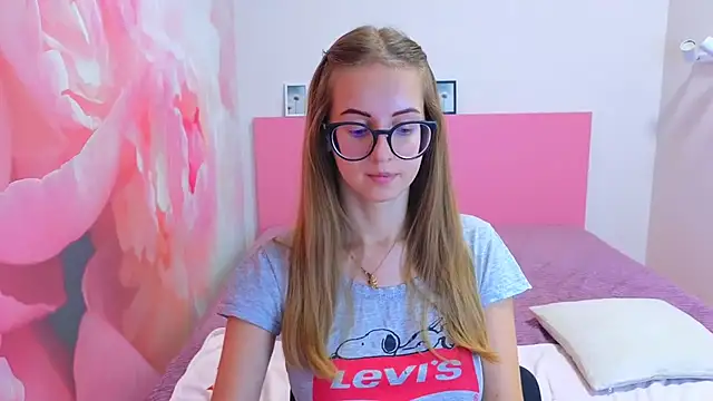 AliceAdams online show from 11-13-25, 08:07