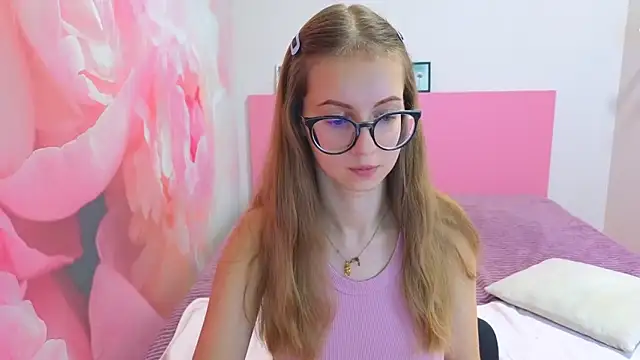 AliceAdams online show from 12-04-25, 07:07