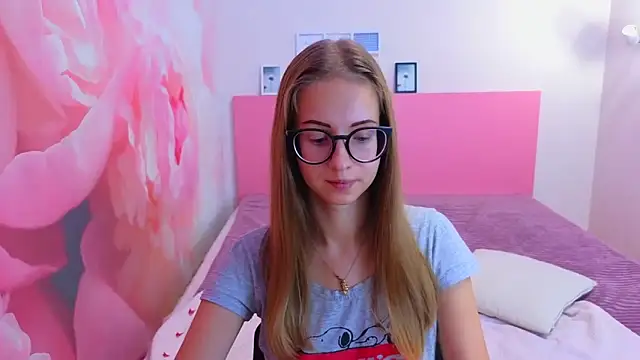 AliceAdams online show from 10-05-25, 08:05